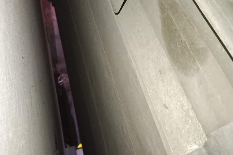 Used XPeng P7 2022 586G Chassis Front Right