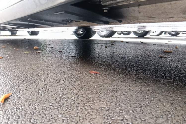Used XPeng P7 2022 586G Chassis Front Right