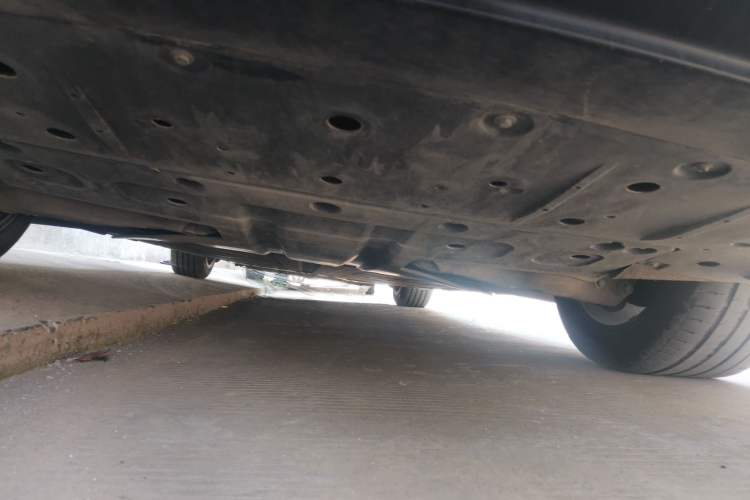 Used XPeng P7 2022 670E+ Chassis Rear