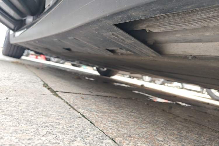Used XPeng P7 2022 480G+ Chassis Rear Left