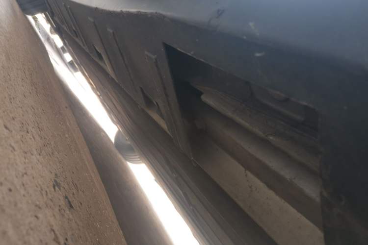Used XPeng P7 2022 670E+ Chassis Rear Left