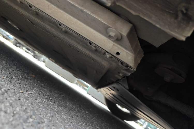 Used XPeng P7 2022 480E Chassis Rear Left