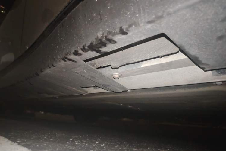 Used XPeng P7 2022 670N+ Chassis Rear Left