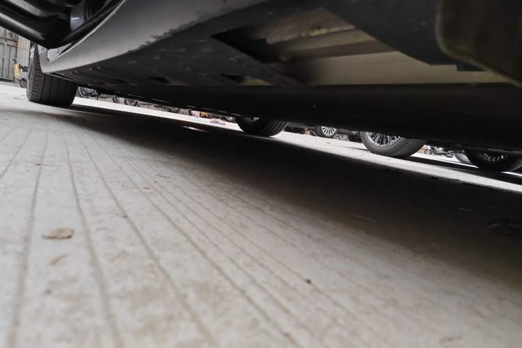 Used XPeng P7 2022 670E+ Chassis Rear Left