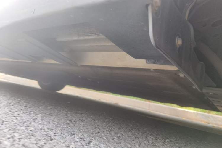 Used XPeng P7 2022 625E Chassis Rear Left