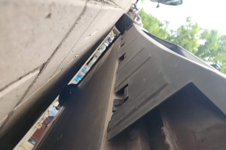 Used XPeng P7 2022 586G Chassis Rear Left