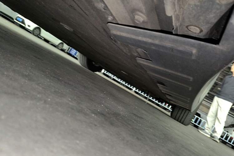 Used XPeng P7 2022 480E Chassis Rear Right