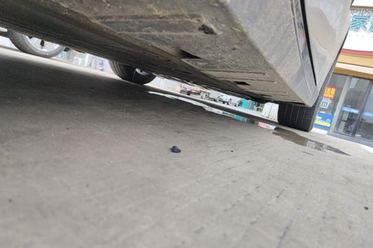 Used XPeng P7 2022 625E Chassis Rear Right