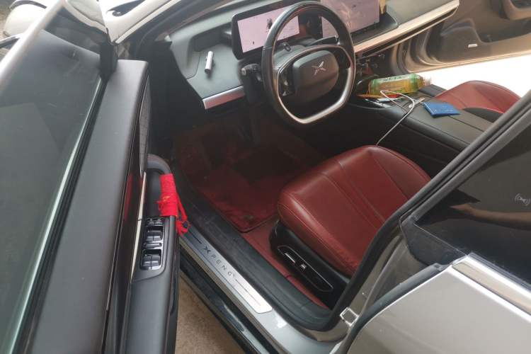 Used XPeng P7 2022 670E+ Driver Seat
