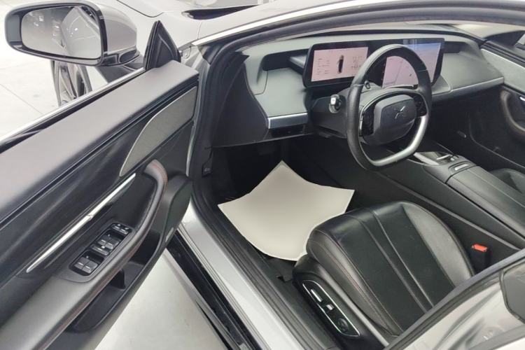 Used XPeng P7 2022 480G+ Driver Seat