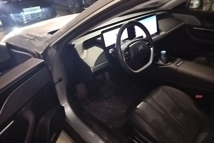 Used XPeng P7 2022 480G+ Driver Seat