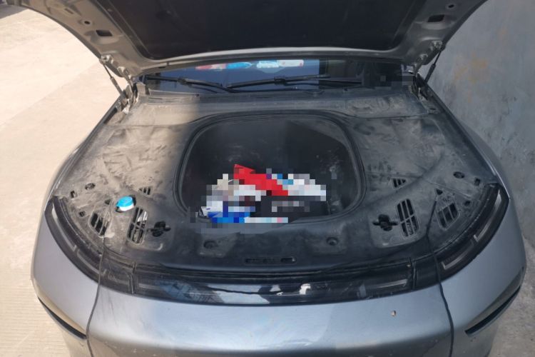 Used XPeng P7 2022 670E+ Engine Bay