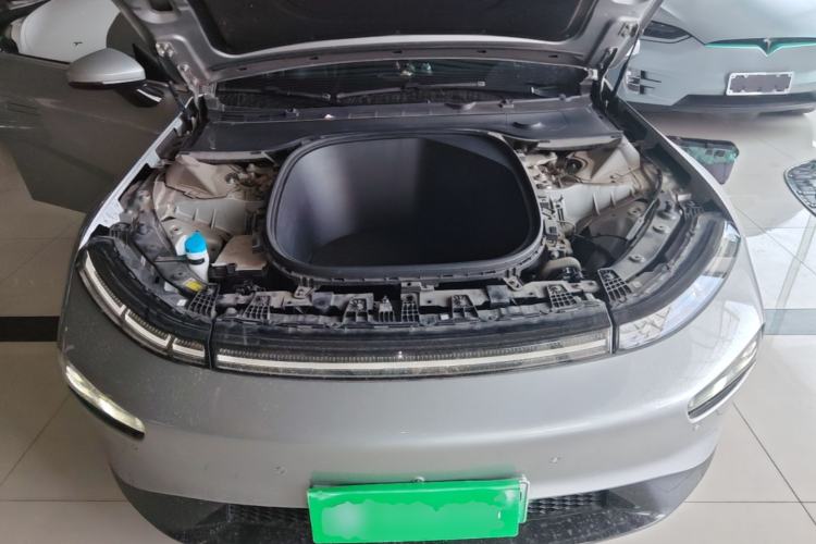 Used XPeng P7 2022 480N+ Engine Bay