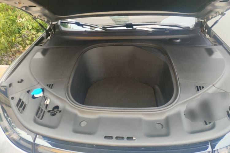 Used XPeng P7 2022 670G Engine Bay