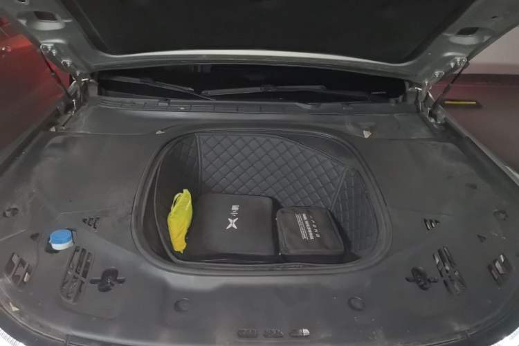 Used XPeng P7 2022 670N+ Engine Bay