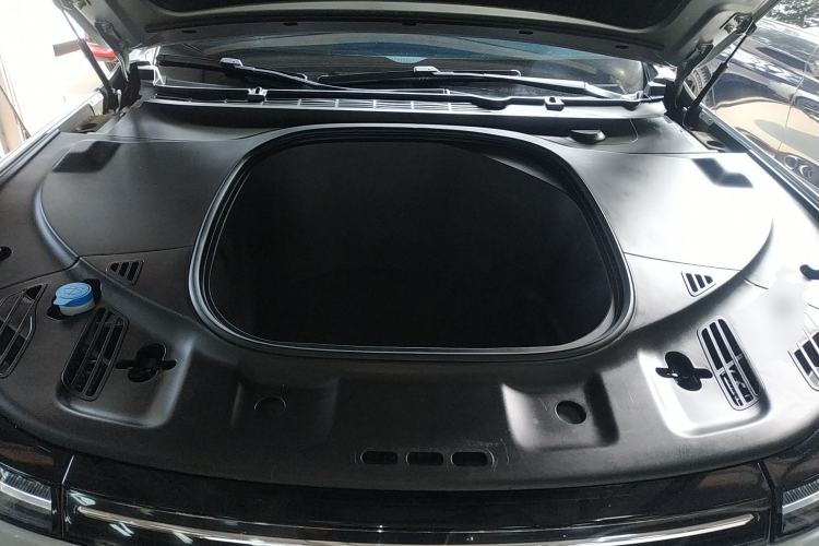 Used XPeng P7 2022 480 Standard Range Smart Drive Edition Engine Bay