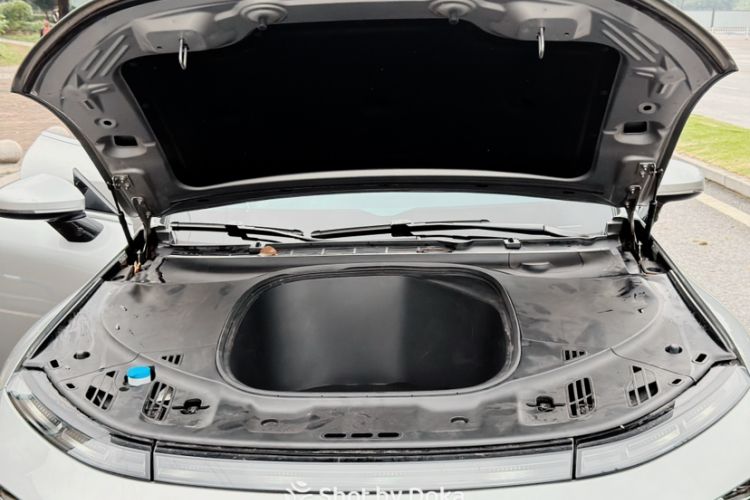 Used XPeng P7 2022 480E Engine Bay