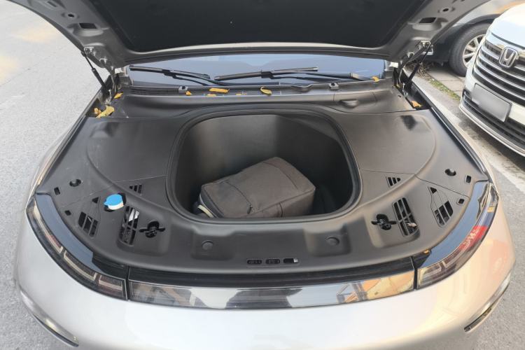 Used XPeng P7 2022 625E Engine Bay