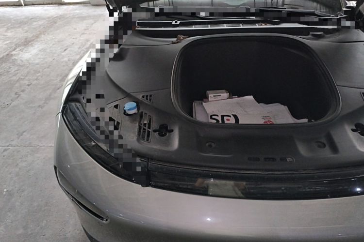 Used XPeng P7 2022 480E Engine Bay Right