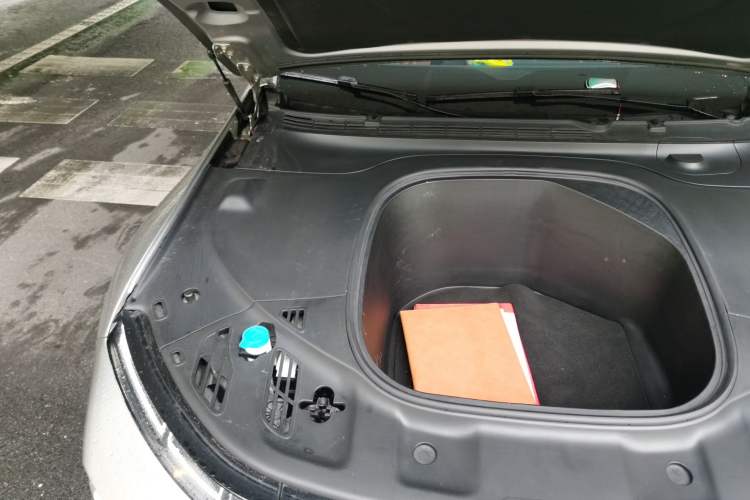 Used XPeng P7 2022 480E Engine Bay Right