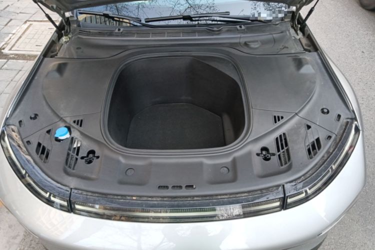 Used XPeng P7 2022 586G Engine Bay