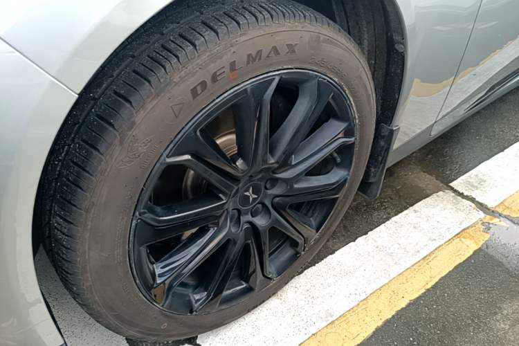 Used XPeng P7 2022 586G Exterior 4