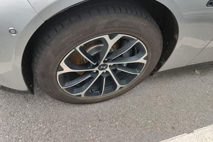 Used XPeng P7 2022 625E Exterior 4