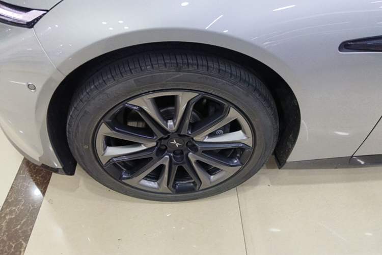 Used XPeng P7 2022 625E Exterior 4