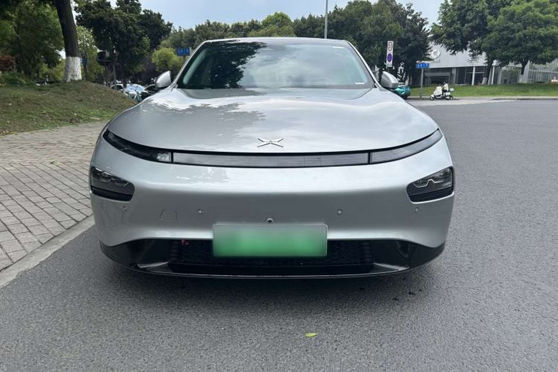 Used XPeng P7 2022 670N+ Exterior 5