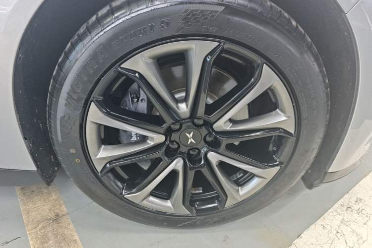 Used XPeng P7 2022 480N+ Exterior 5