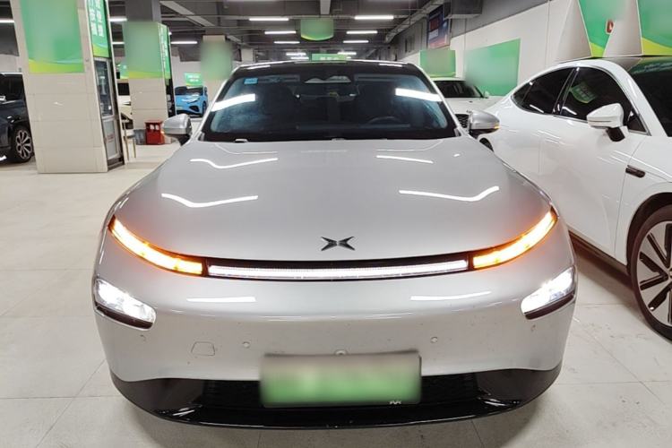 Used XPeng P7 2022 670E+ Front