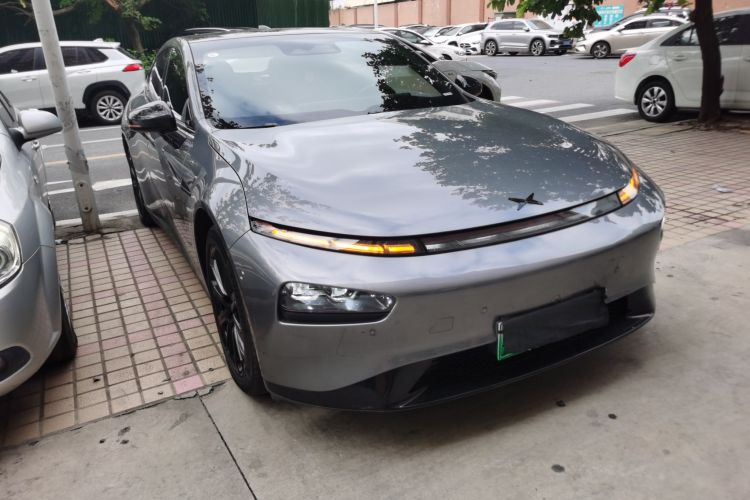 Used XPeng P7 2022 670E+ Pengyi Edition Front Right 45 Deg