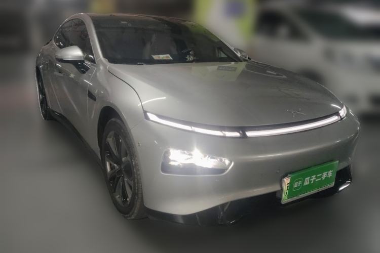 Used XPeng P7 2022 625E Front Right 45 Deg