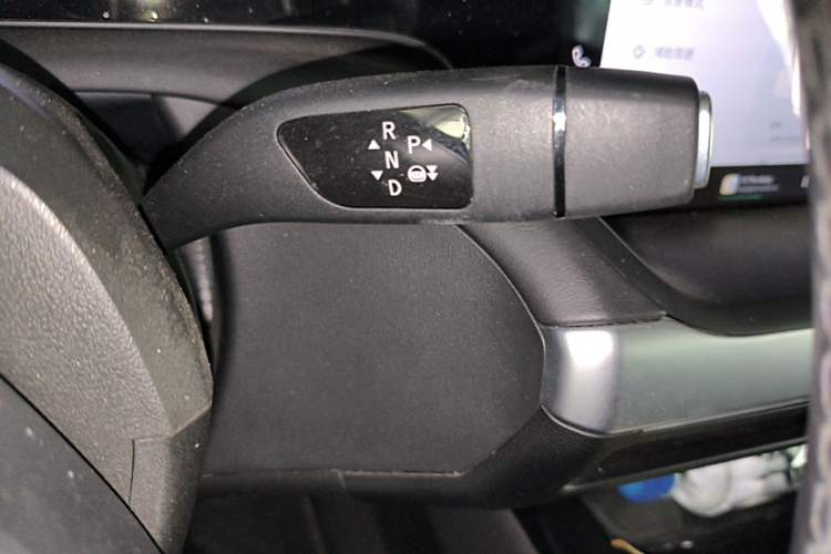 Used XPeng P7 2022 480E Gear Lever