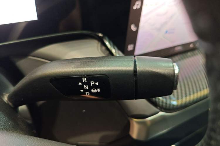 Used XPeng P7 2022 480E Gear Lever