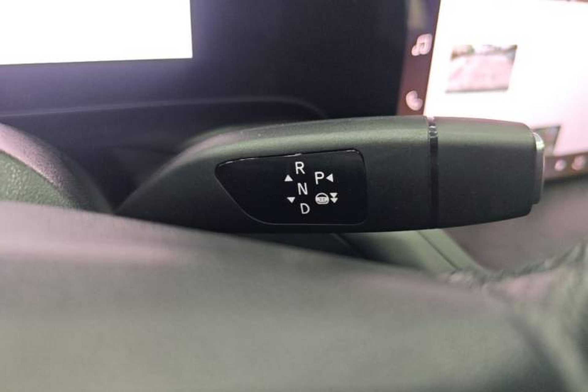 Used XPeng P7 2022 480E+ Gear Lever