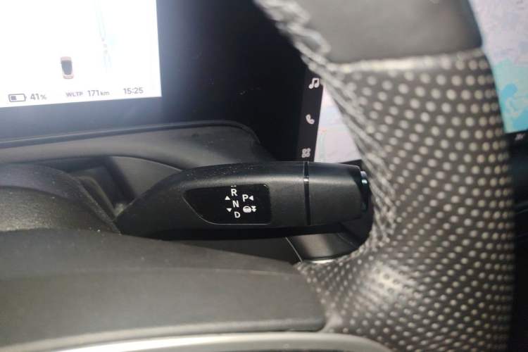 Used XPeng P7 2022 480E Gear Lever
