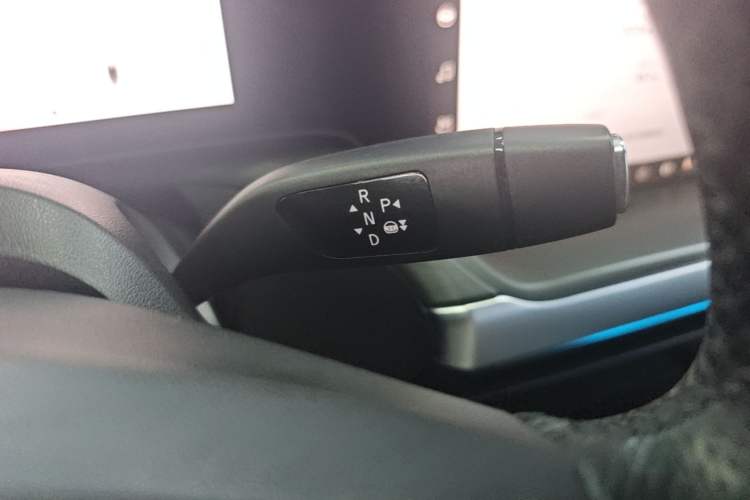 Used XPeng P7 2022 480N+ Gear Lever