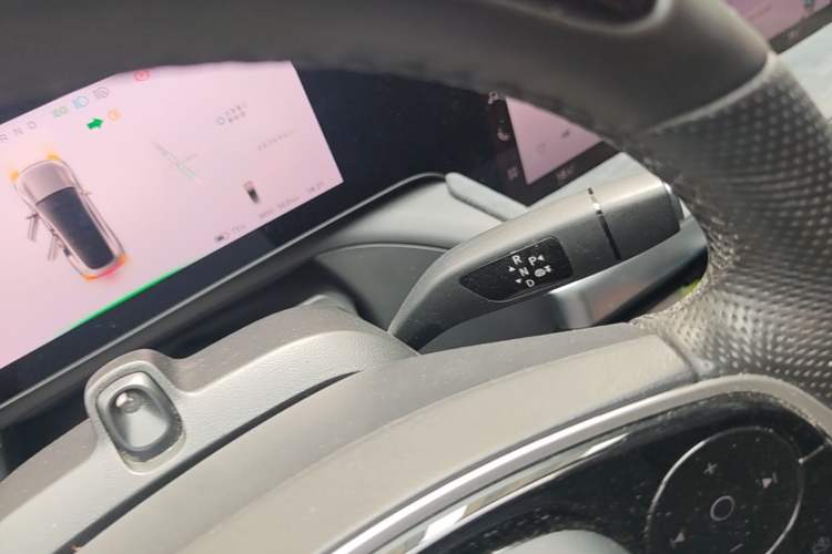 Used XPeng P7 2022 480E Gear Lever