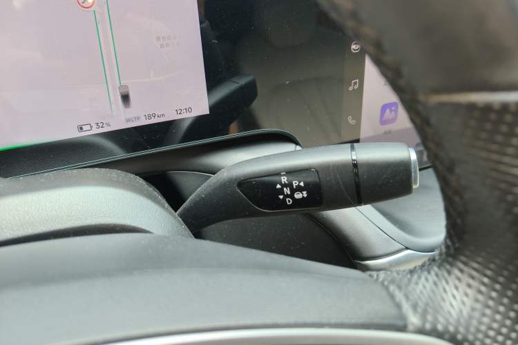Used XPeng P7 2022 670E+ Gear Lever