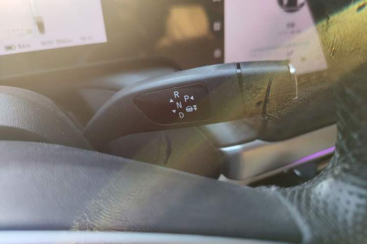 Used XPeng P7 2022 480E Gear Lever