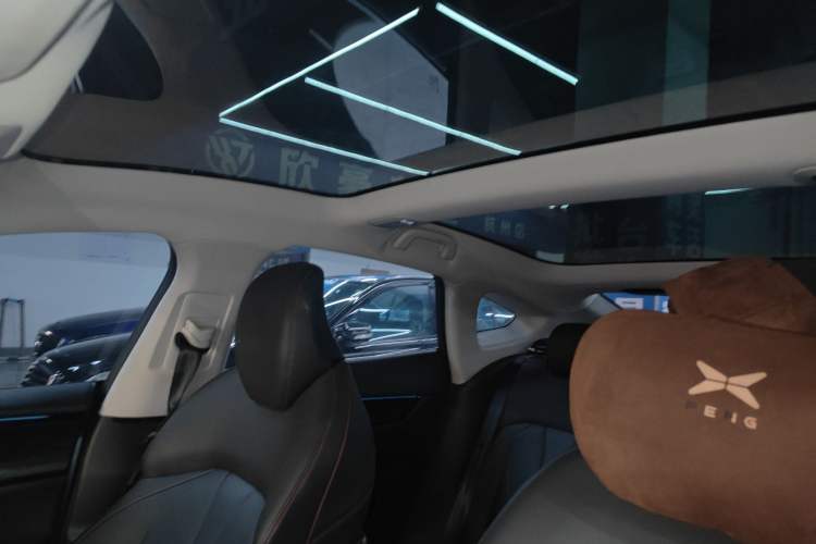 Used XPeng P7 2022 625E Headliner