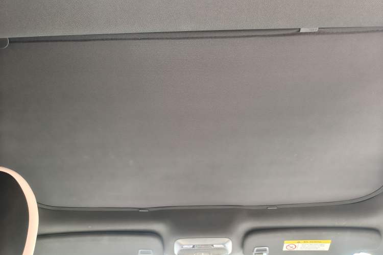 Used XPeng P7 2022 670E+ Headliner