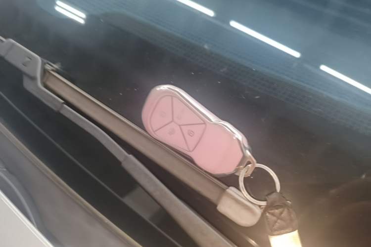 Used XPeng P7 2022 670N+ Interior 1