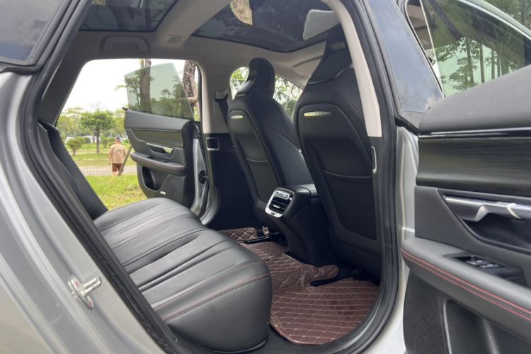 Used XPeng P7 2022 625E Interior 12