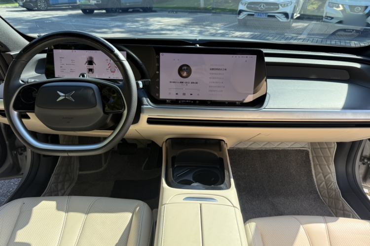 Used XPeng P7 2022 625E Interior 2