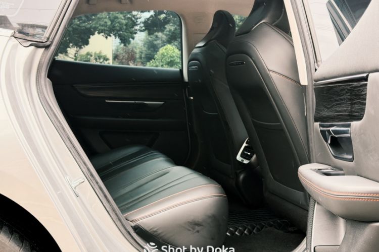 Used XPeng P7 2022 480E Interior 2