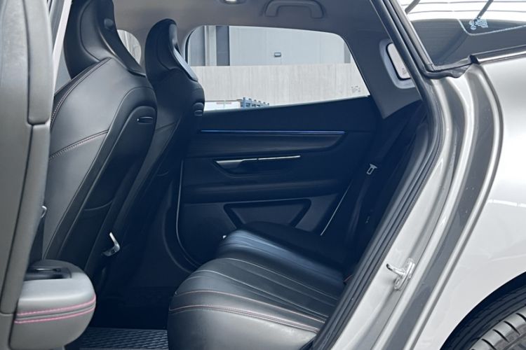 Used XPeng P7 2022 670N+ Interior 3