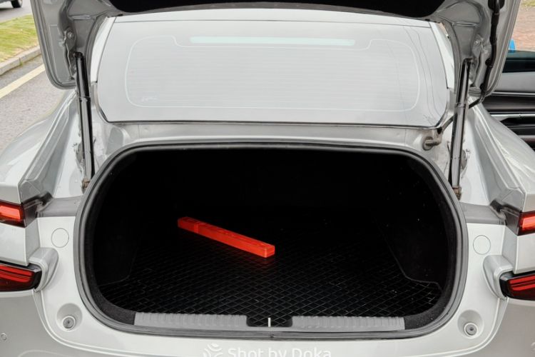 Used XPeng P7 2022 480E Interior 3