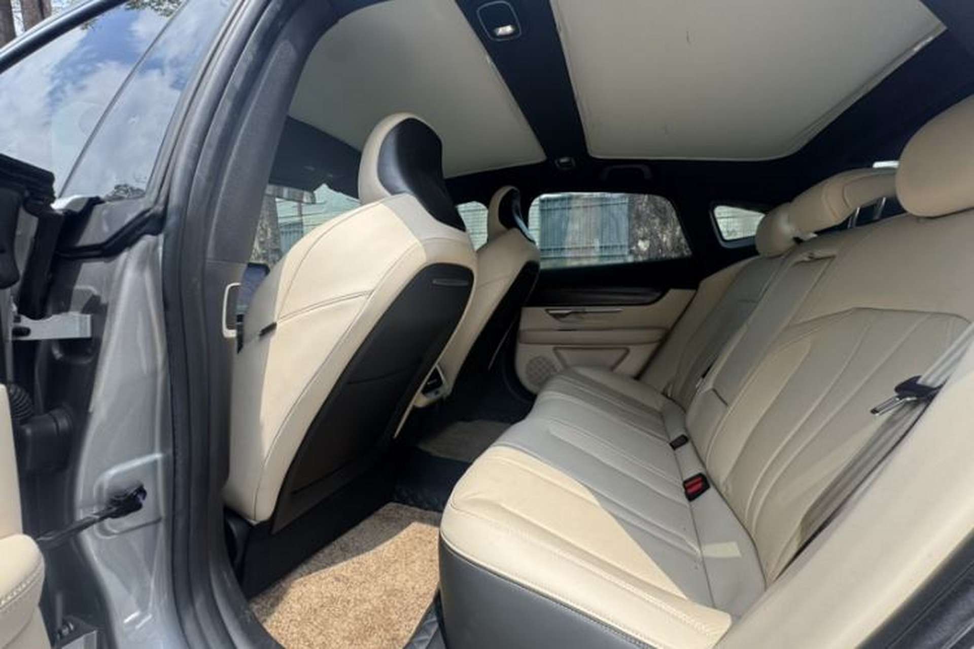 Used XPeng P7 2022 625E Interior 4